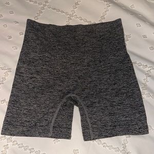 seamless biker shorts